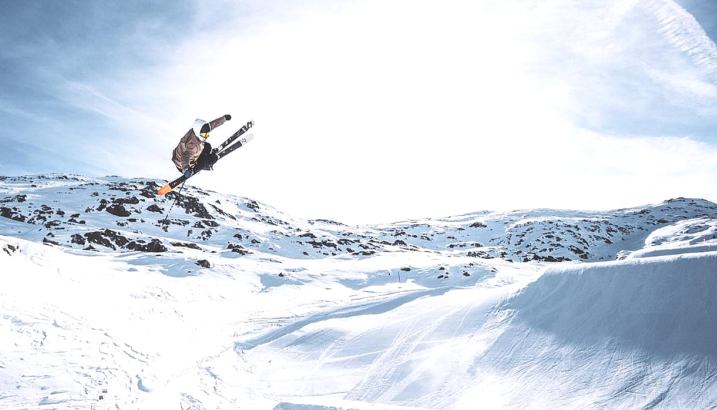 Le Snowpark des 2 Alpes : un terrain de jeu unique pour les amateurs de glisse freestyle